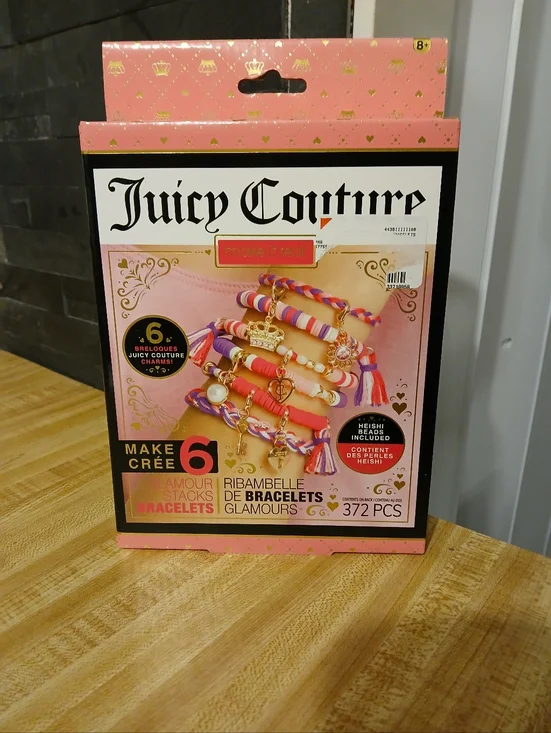 Juicy Couture NIB Bracelet Making Kit (Makes 6 Bracelets) - Picture 1 of 1